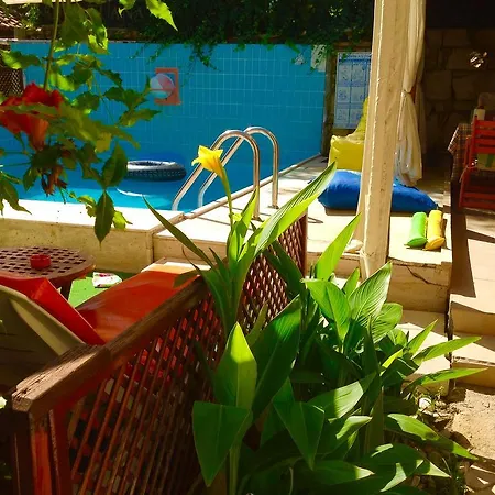 Hotell Tuana Side