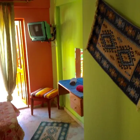 Tuana Otel