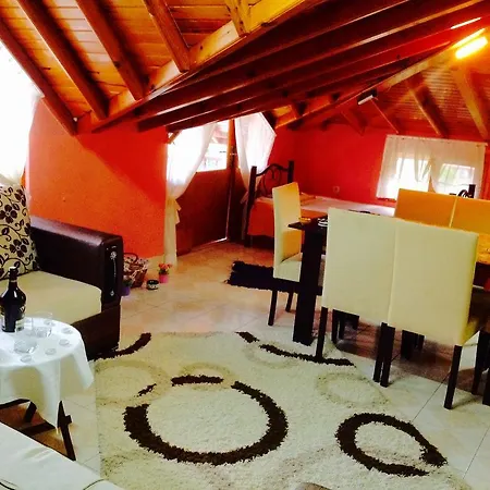 Hotel Tuana 3*