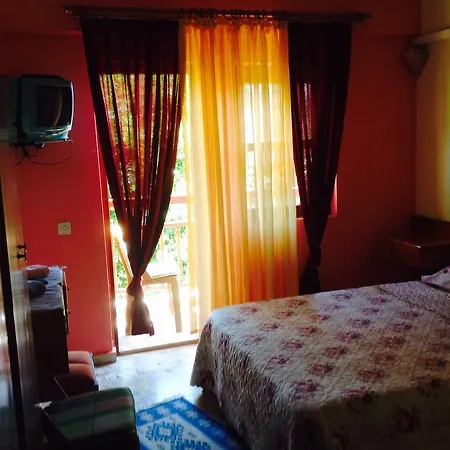 Tuana 3* Side