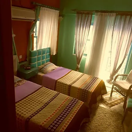 Tuana 3*